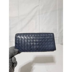 Authentic Bottega Veneta Unisex Leather intercciato  Bifold Wallet